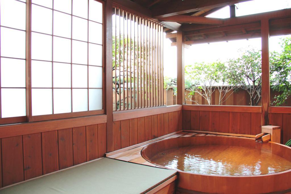 Ajiro Kanko Hotel Atami  Extérieur photo